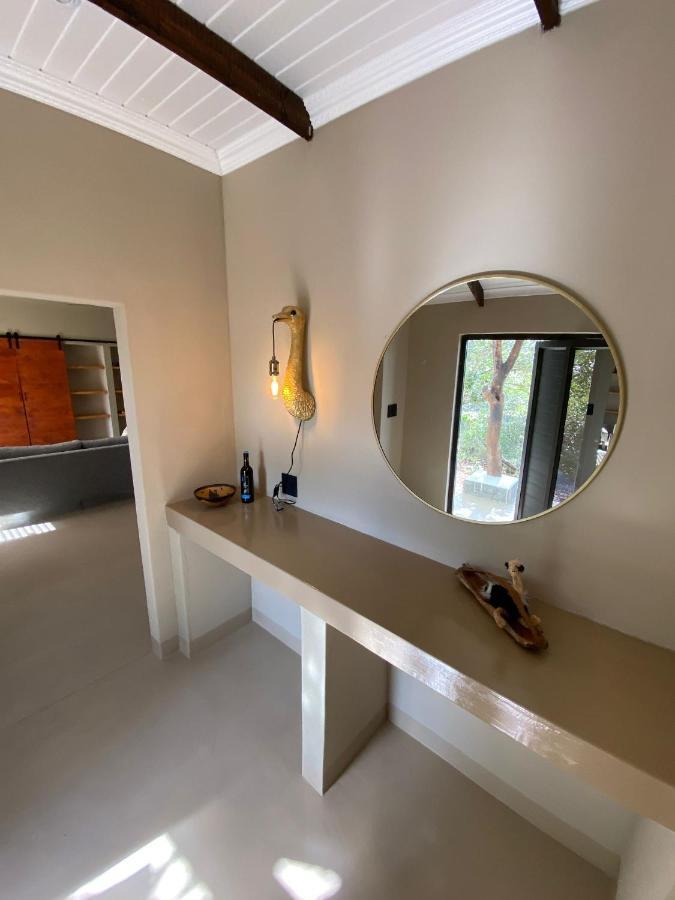 Ostrich Hide Villa Marloth Park Exterior photo